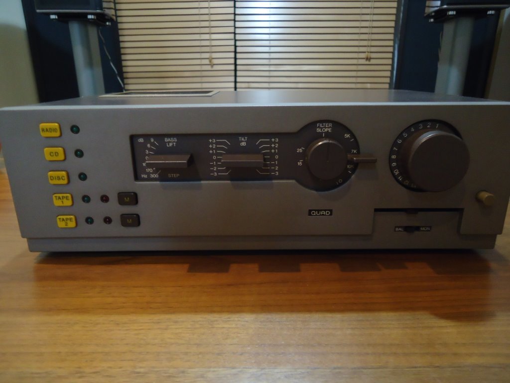 英国のアンプ 2 : 部屋の音とレコードの音（オーディオの深淵）