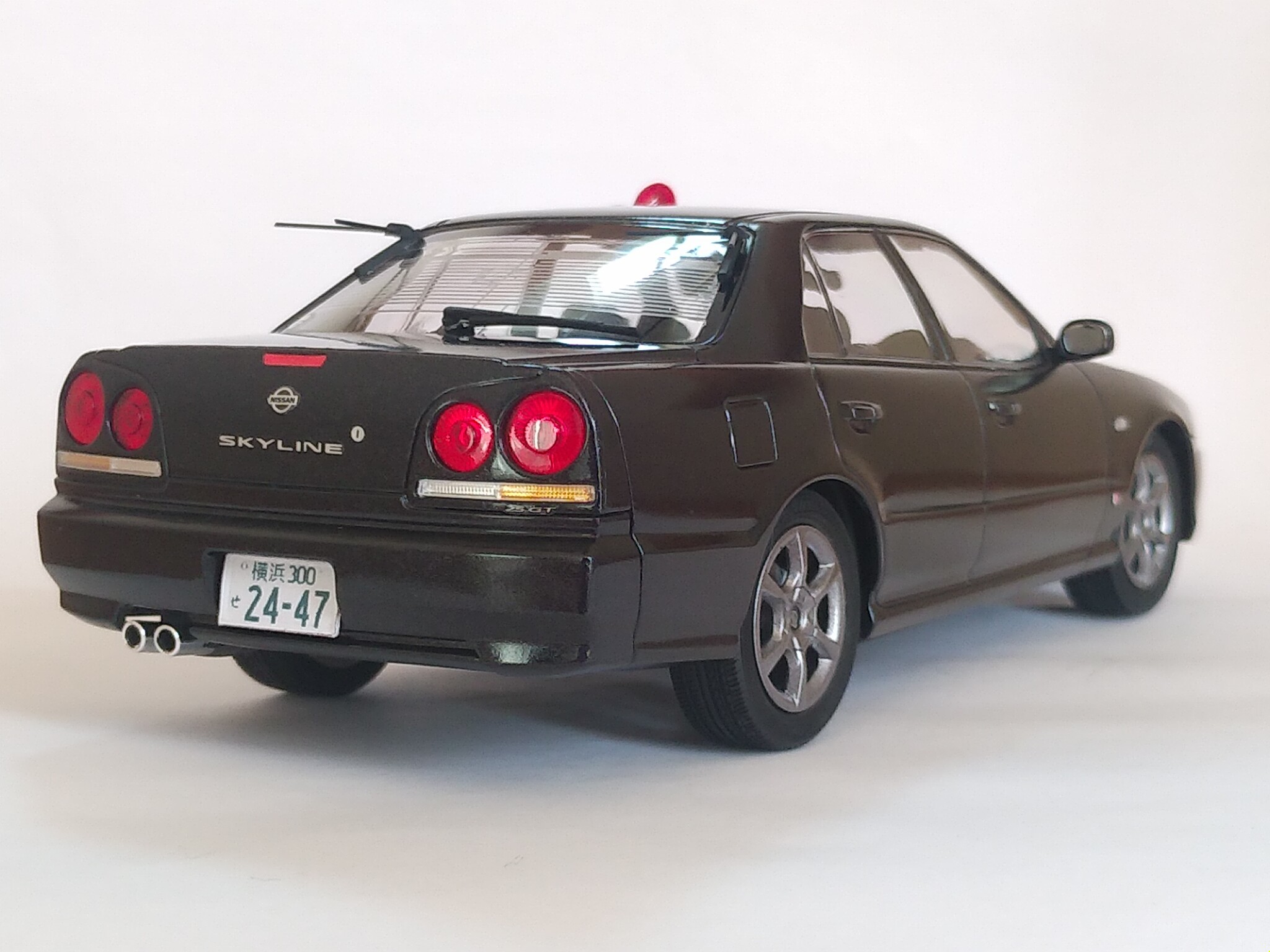 アオシマ・1/24 ニッサン ER34 スカイライン パトロールカー '01