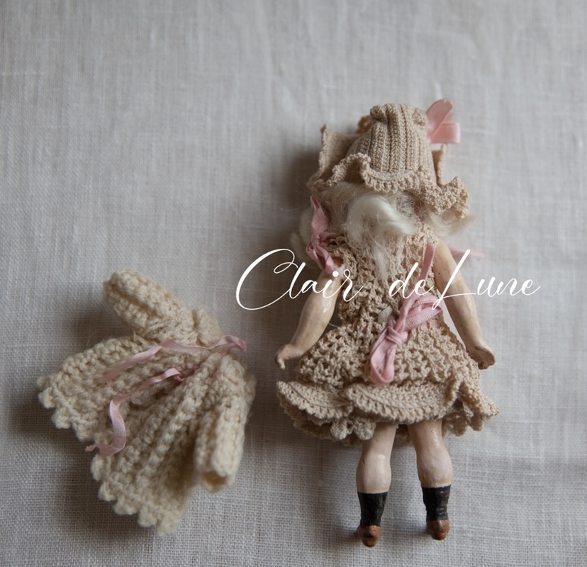 アンティークドール ミニョネット 12㎝ プラチナブロンド ピンクリボン