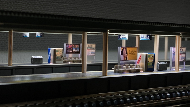 TOMIX都市型ホームに自作照明を搭載 : エンゼル・エクスプレス