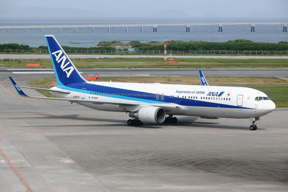 ANA B767-300ER JA627A ウィングレット付き : 南の島の飛行機日記