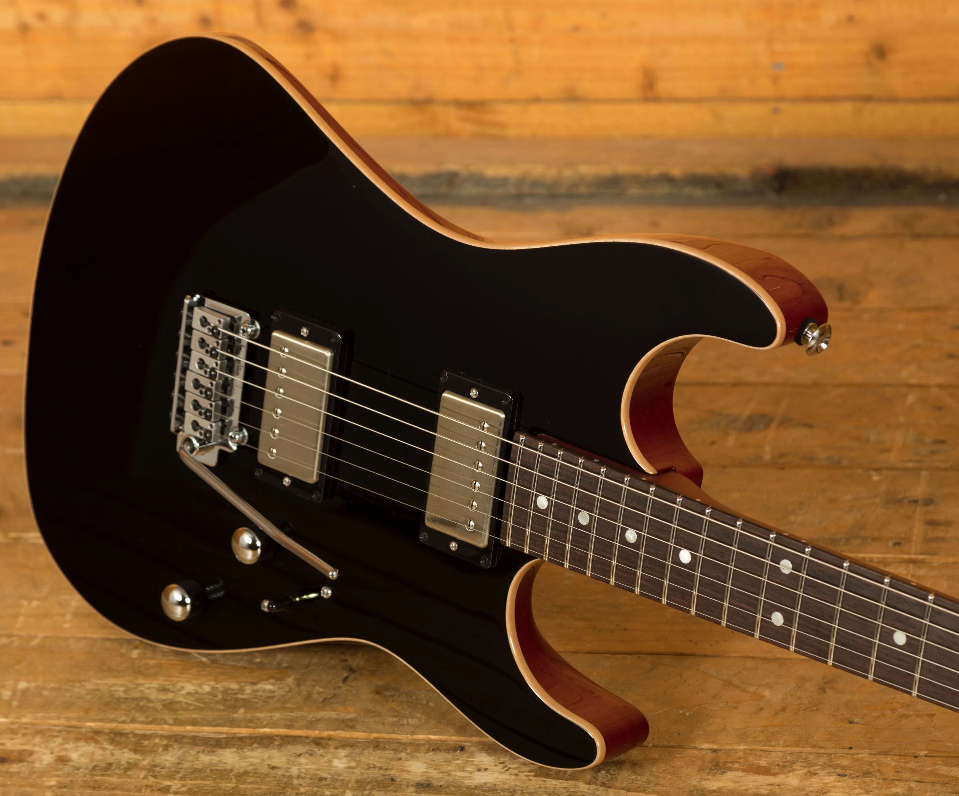 Suhr Pete Thorn Signature Standard Black Wilkinson HH