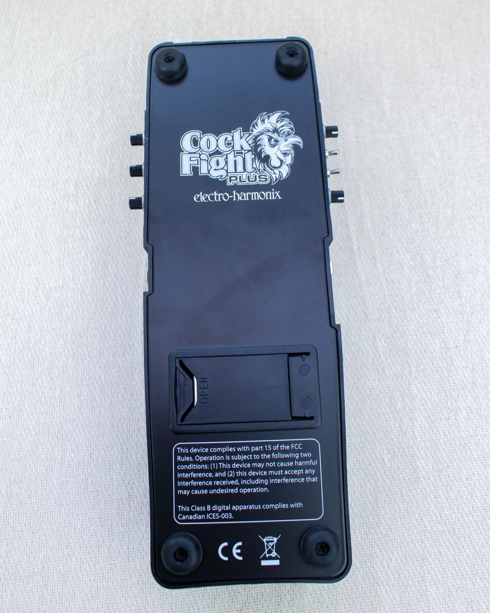 Cock Fight Plus クックファイトプラス トーキングワウ・ファズ Cock