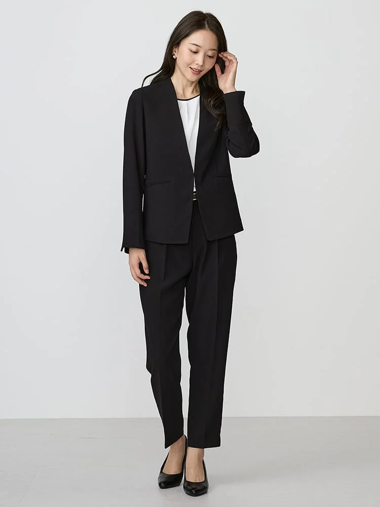 ブラック バックサテンジョーゼットスーツ ノーカラージャケット