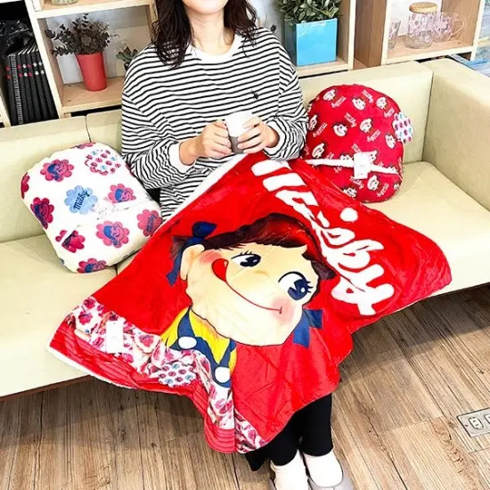 2月28日は不二家の日♡もりあがるペコちゃんのポシェットと