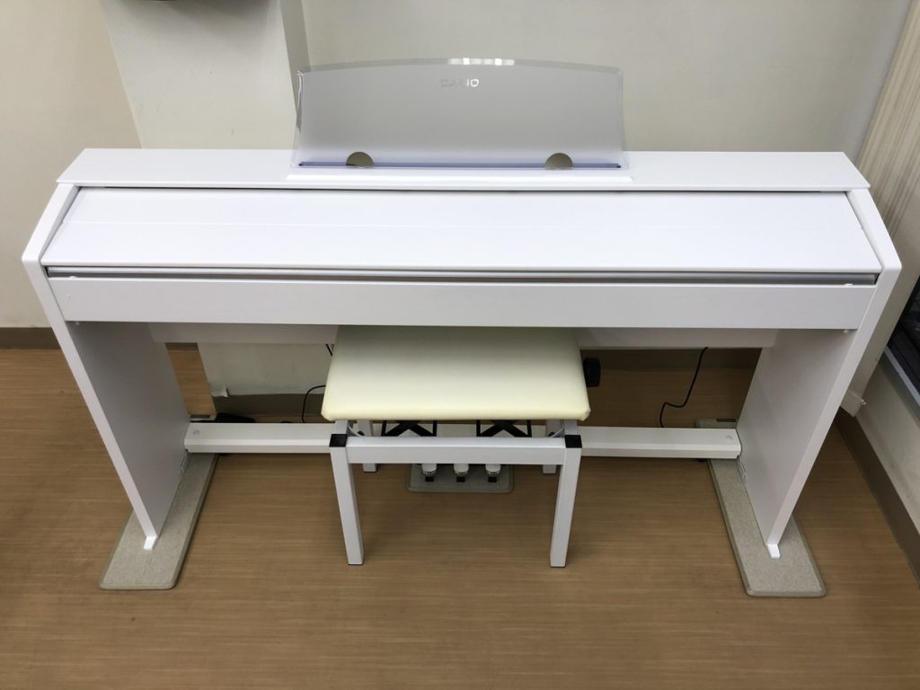CASIO PX-770WE 2019年製 中古 電子ピアノ 椅子付き ホワイトウッド調