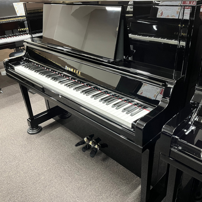 中古》UX10A ヤマハアップライトピアノ | 中古アップライトピアノ