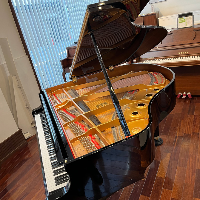 中古グランドピアノ | 大阪・本町のピアノ専門店「三木楽器 開成館」