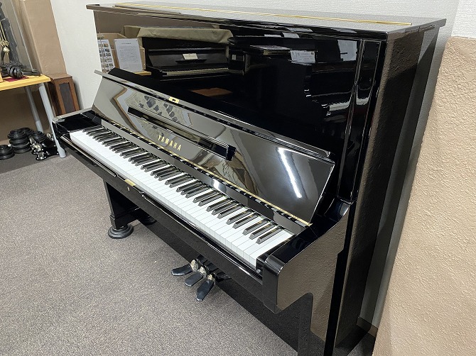 中古》U2H ヤマハアップライトピアノ | ご成約済み商品 | 大阪・本町の