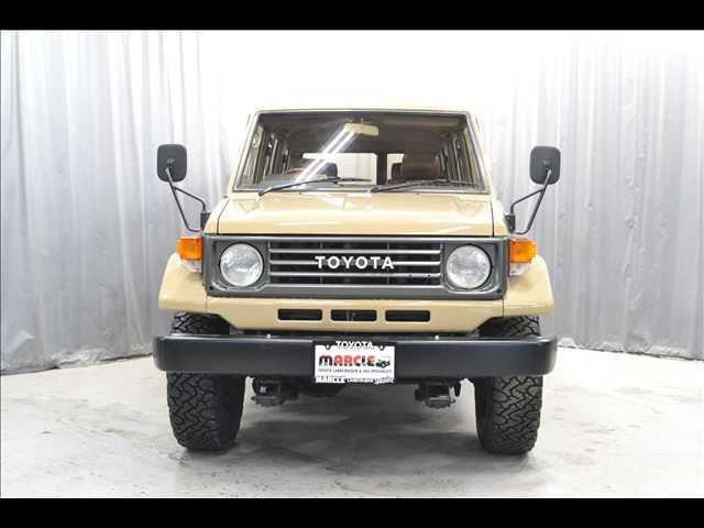 トヨタ ランドクルーザー70 ZX ディーゼル オートマ 全塗装サンド