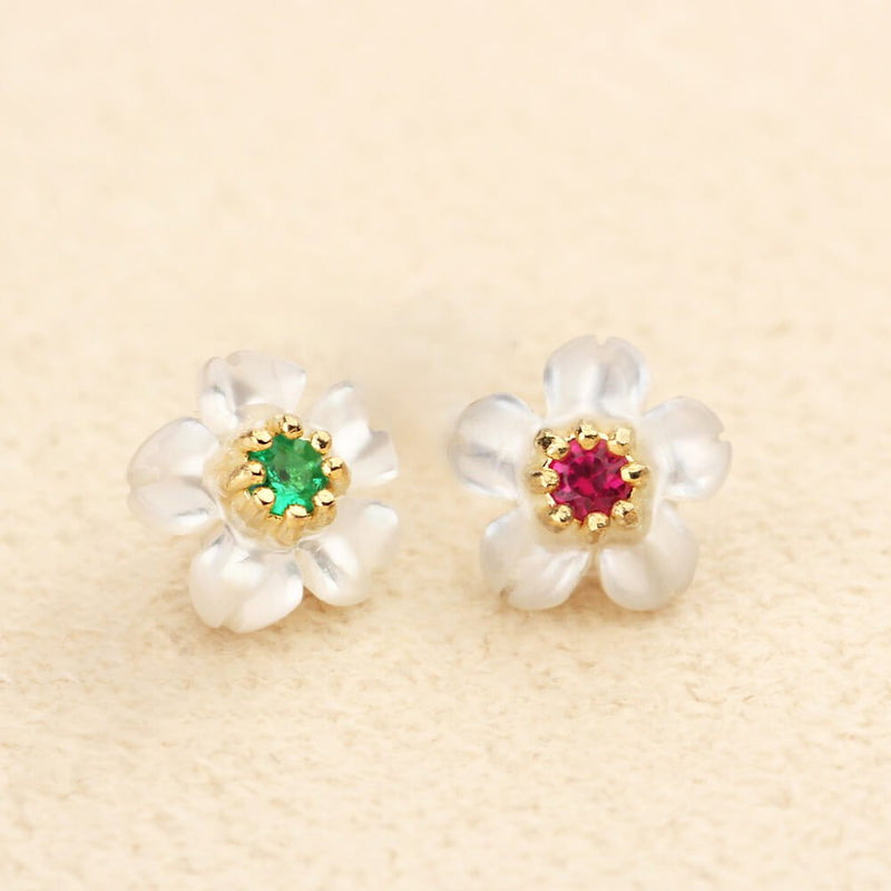 K18 シェル フラワー ボディピアス│ルビー・エメラルド 軟骨ピアス