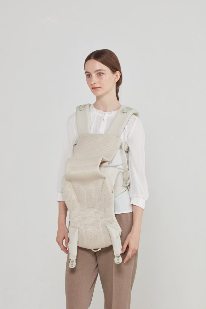 グリーンレーベル リラクシングとコラボレーションした抱っこひも