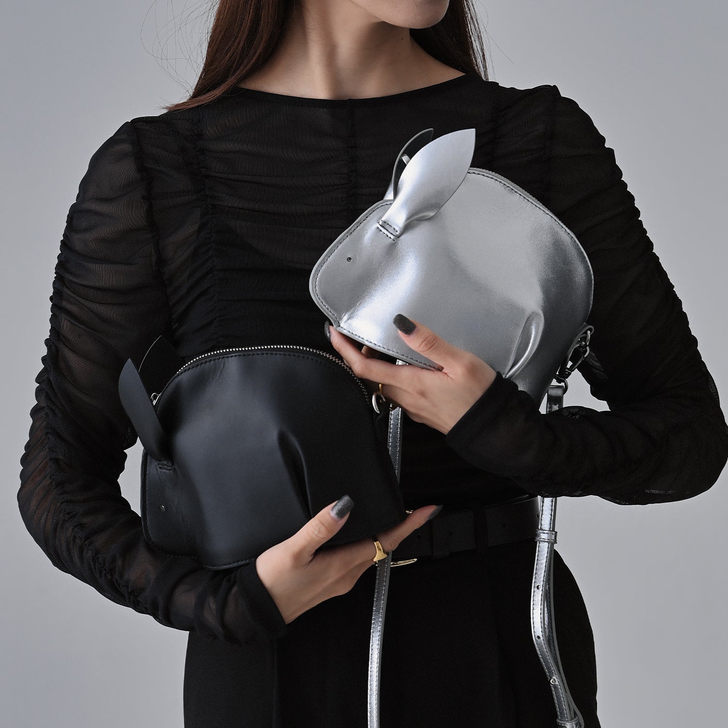 Usagi leather pouch shoulder bag – pourL-onlinestore