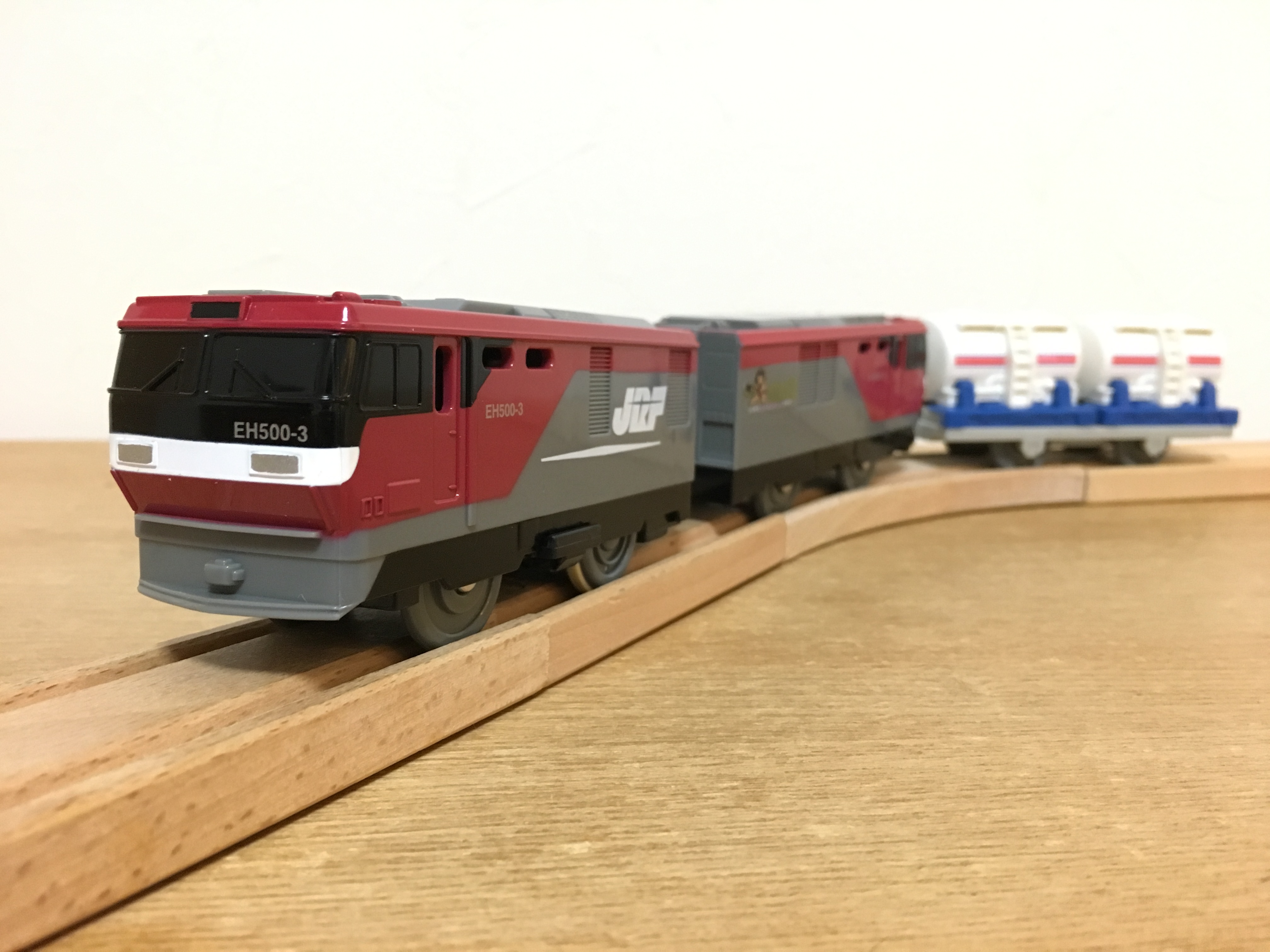 レビュー】プラレール S-25 EH500 金太郎（3次車） - プラテツ