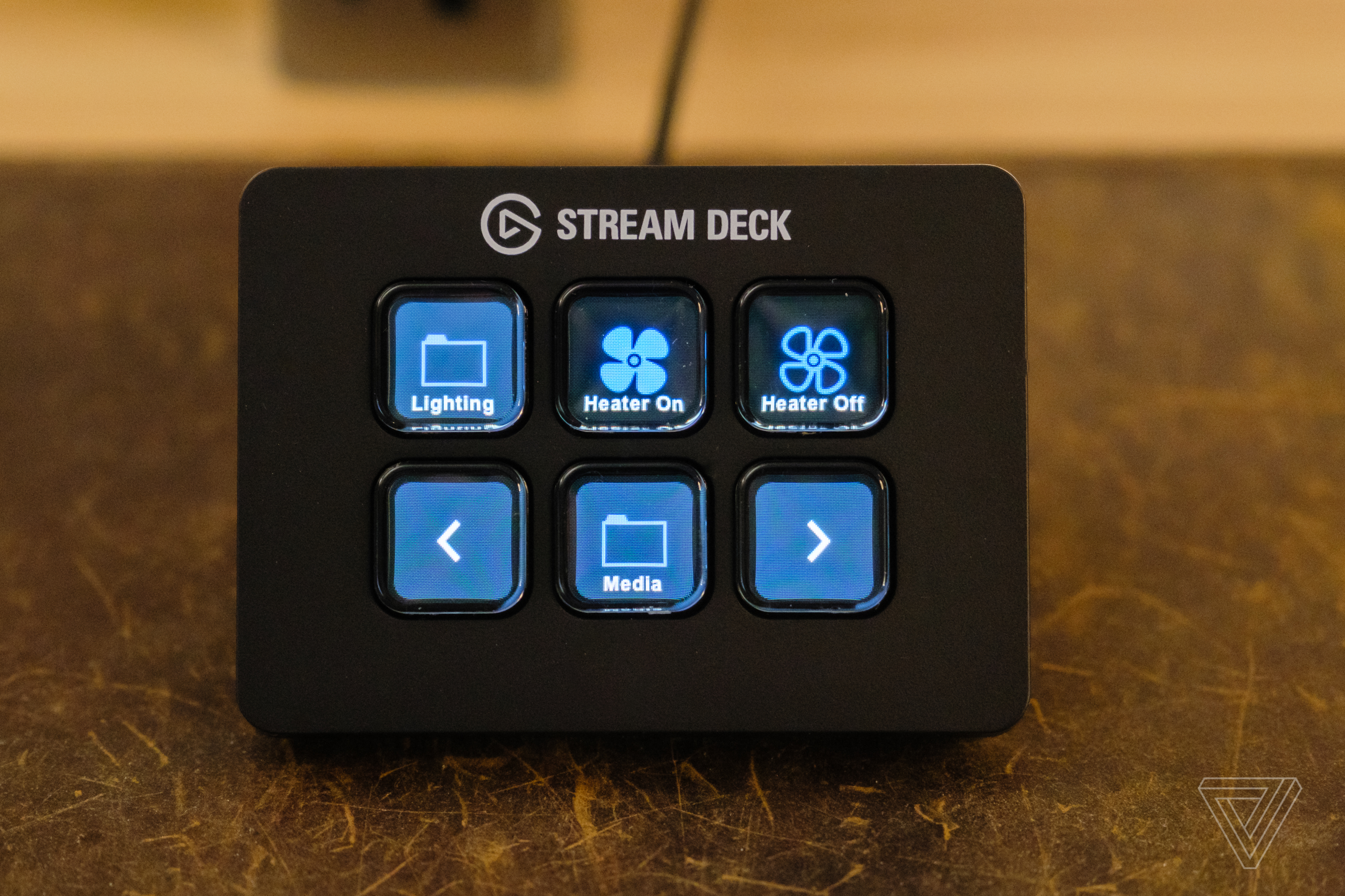A Stream Deck Mini is the perfect little Zoom controller | The Verge