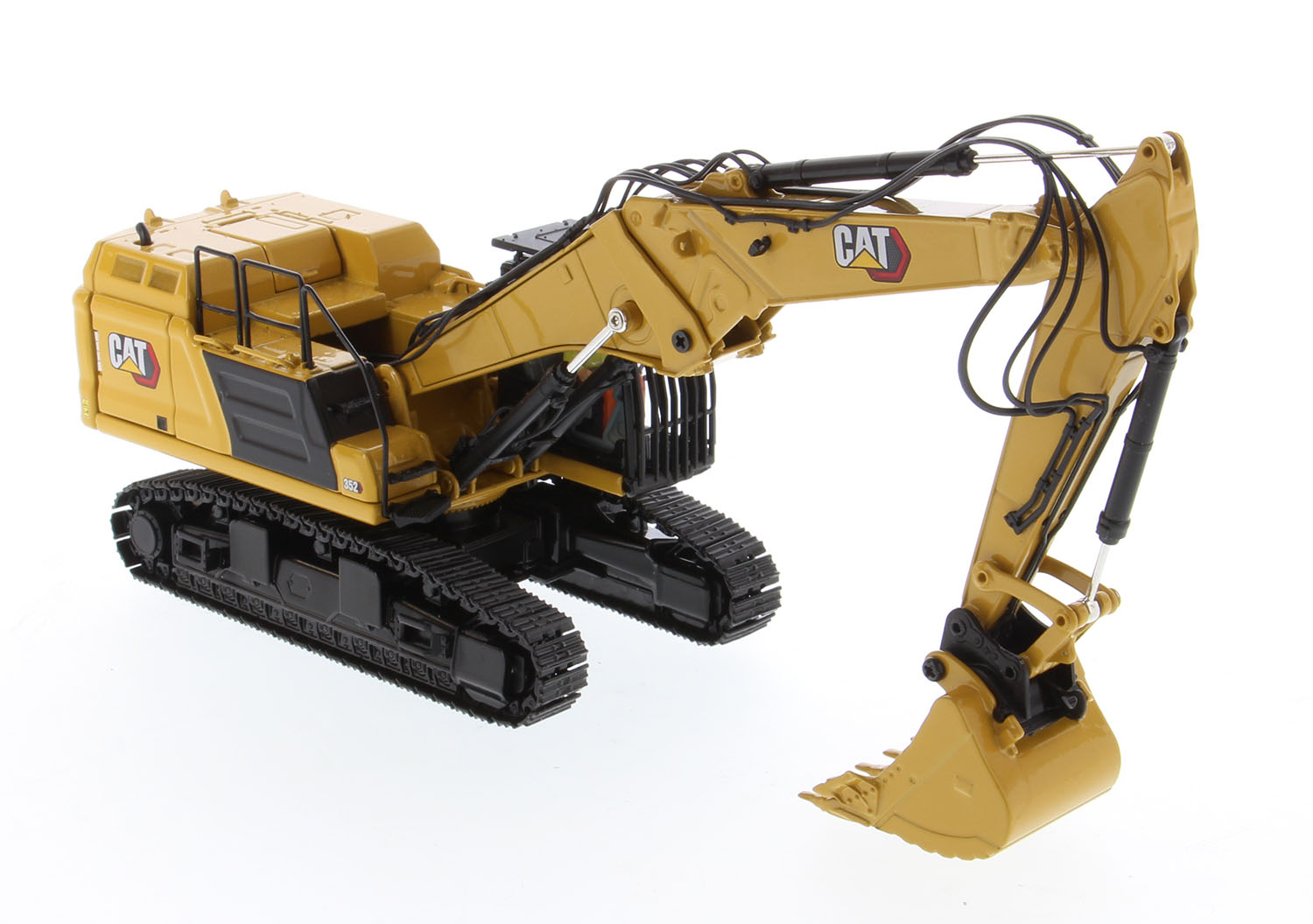 長いは正義!! 異論は認めない。コイツの威圧感に酔いしれろ