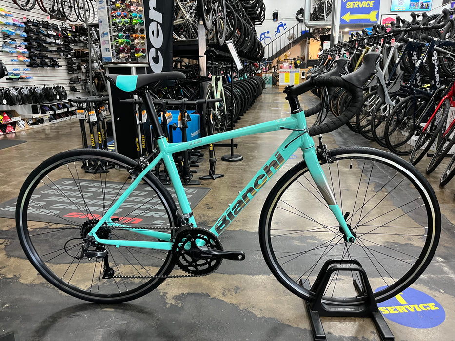 Bianchi Via Nirone 7 Shimano Claris 8-Speed — Playtri
