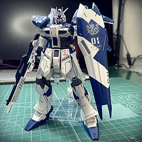ガンフリブログ | 【ガンプラ】HGUC Hi-νガンダム 1/144 塗装作品レビュー
