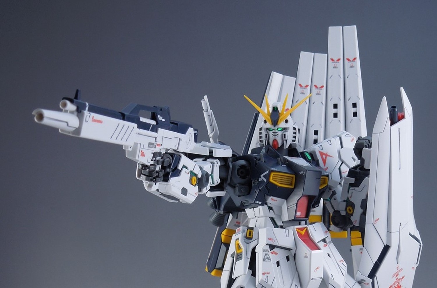 おすすめガンプラ（中級者以上）【MG νガンダム Ver.Ka】レビューその