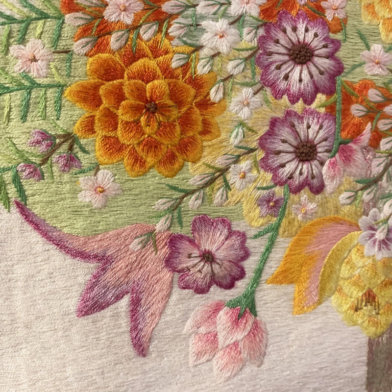 ベトナム シルク刺繍絵 Mr. クオック・スー作品 フラワー 額付 1402-8