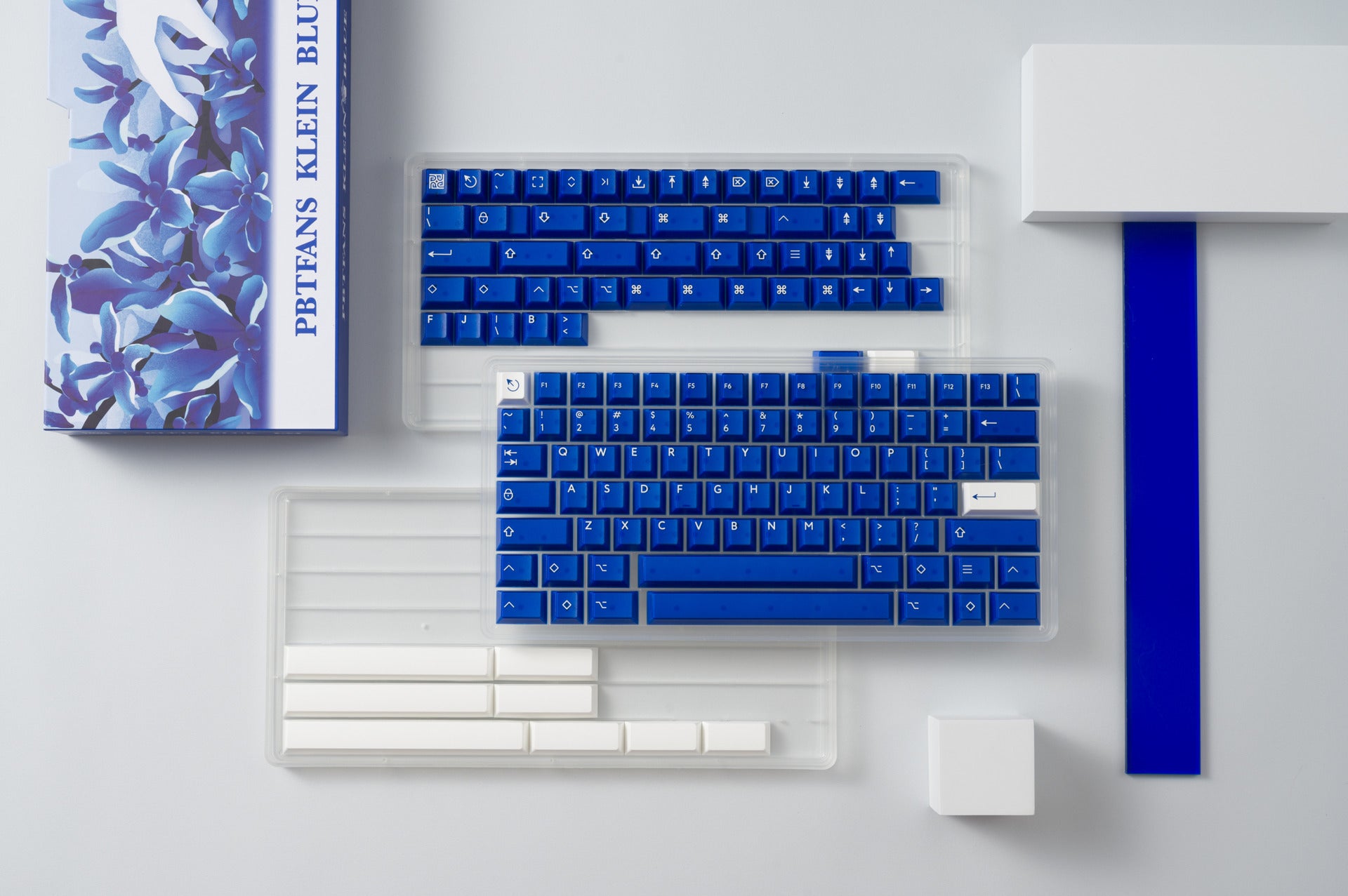 In Stock) PBTFans Klein Blue R2