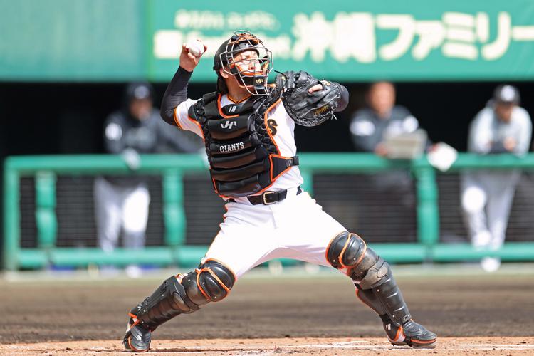 甲斐 拓也 | 選手情報 | 読売ジャイアンツ（巨人軍）公式サイト