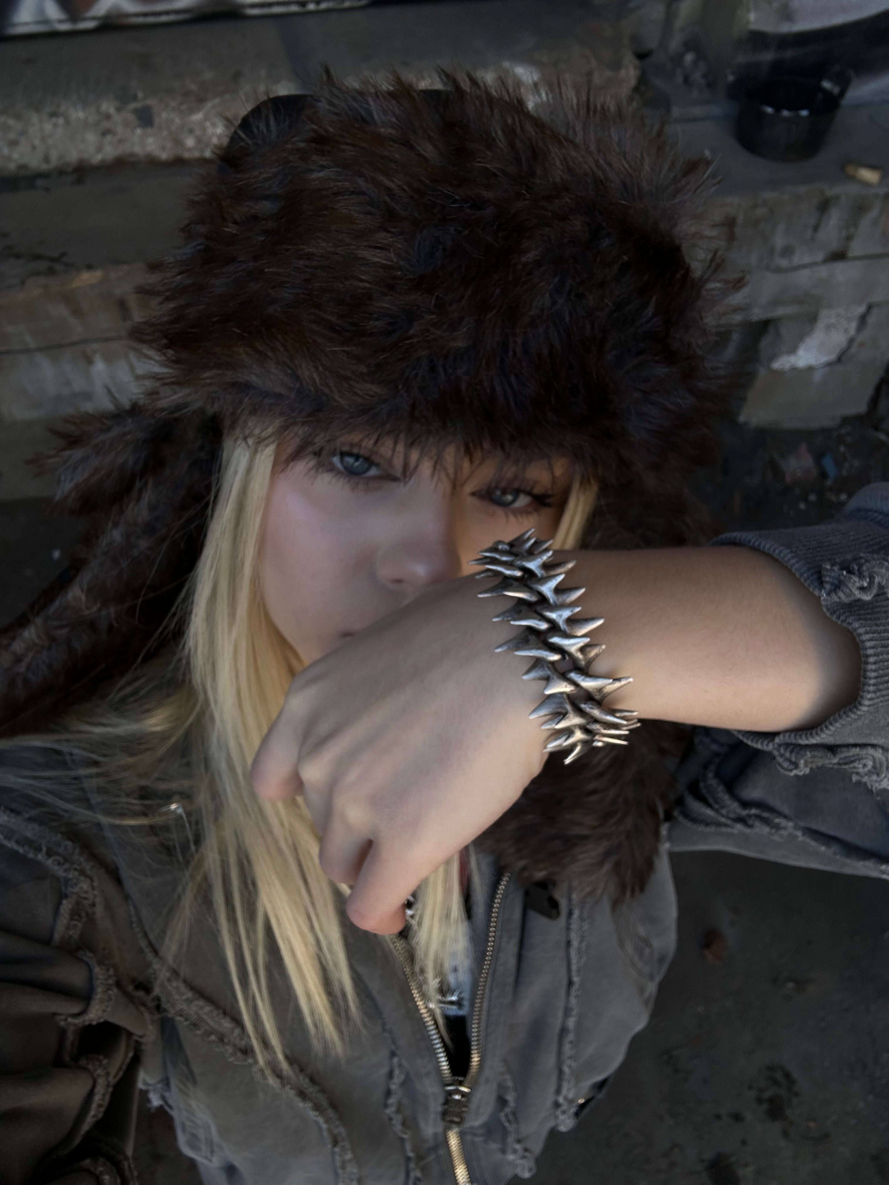 Dragon Spine Bracelet v1 – Project Comte