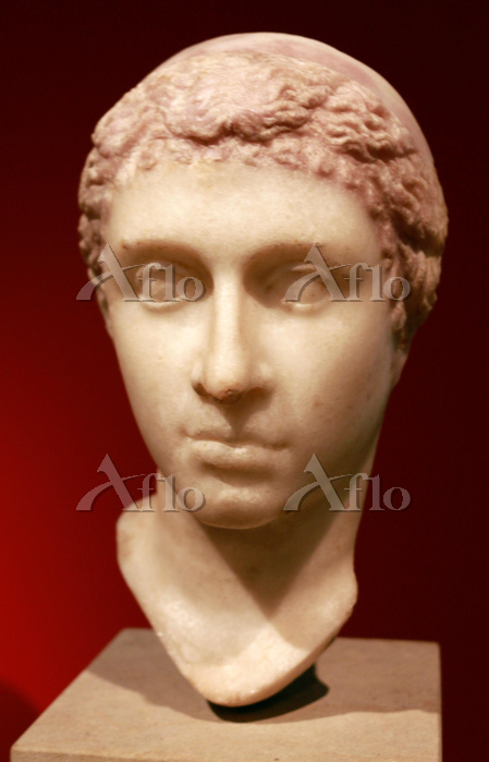 クレオパトラ7世の像 [64481793]のアート作品 - アフロ