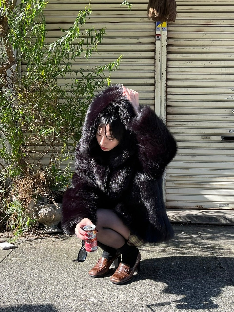 受注制【Chikashitsu +】hooded cropped fur blouson (2color