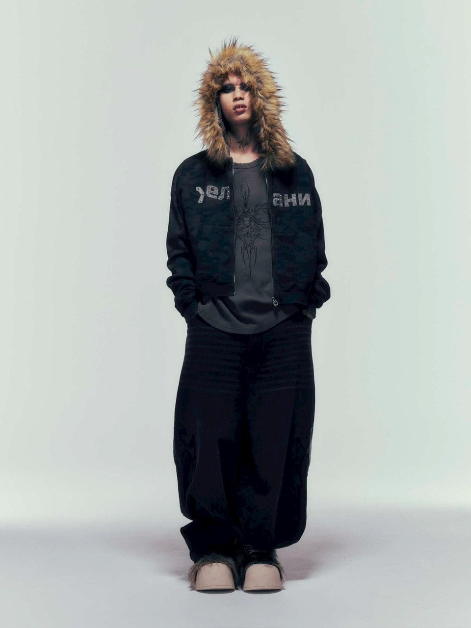 DIG YOUR OWN GRAVE】Желание FUR HOODIE /【ディグユアオウングレイブ