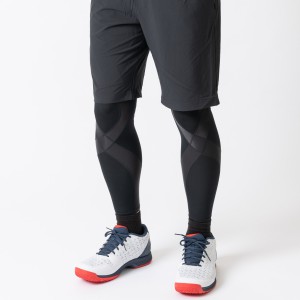 スポーツタイツのパイオニア【CW-X】誕生30年を経て、ストッキング