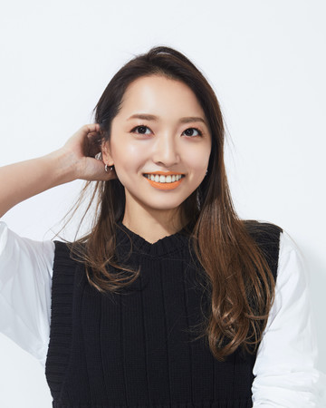 タレント「かんだま」プロデュースのコスメブランド「ease style