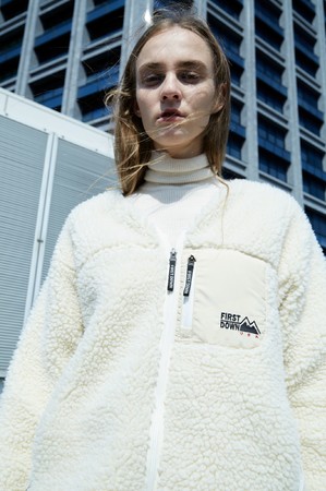 今注目の米ダウンジャケット「FIRST DOWN」の別注アウターを発売