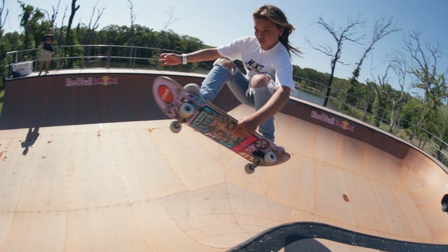 東京2020オリンピックで初採用の新競技、スケートボードに挑む最年少