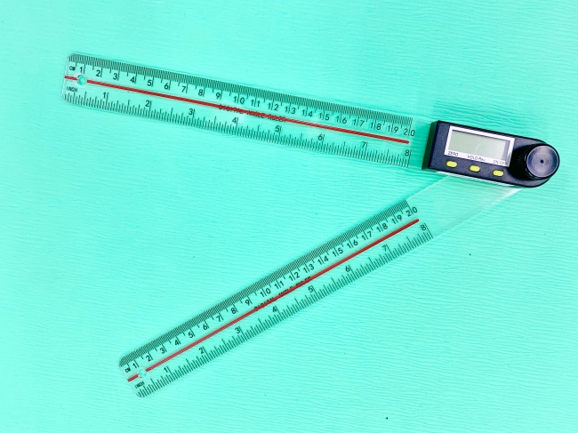 関節の角度測定はアナログからデジタルへ 理学療法士が開発に参加した