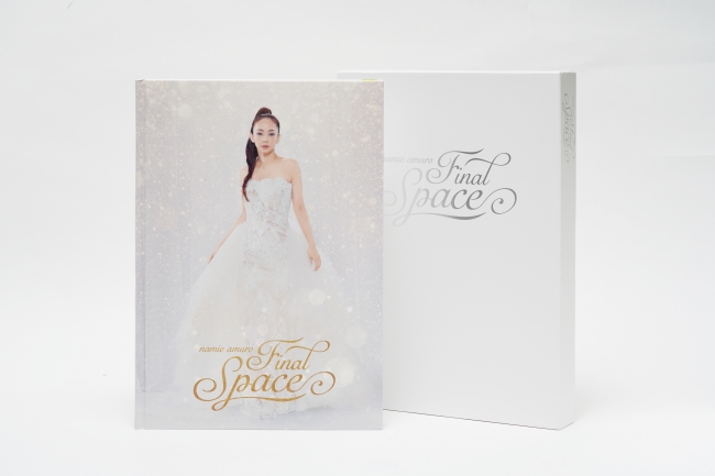 SHIBUYA109」とのコラボでグッズストアオープン!!「namie amuro Final