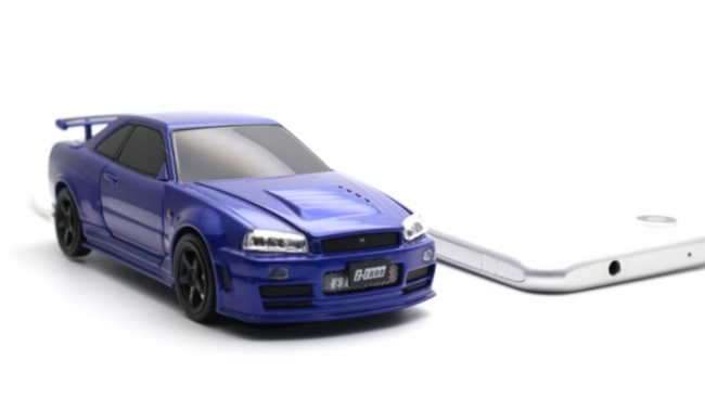 日産スカイラインGT-R R34型 完売中のモバイルバッテリーが遂に再入荷