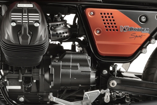 ピアッジオ グループ ジャパン株式会社】 モト・グッツィから