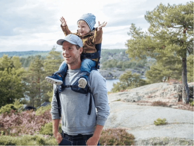 新商品】イクメン先進国ノルウェー発、肩ぐるまをラクにするベビー