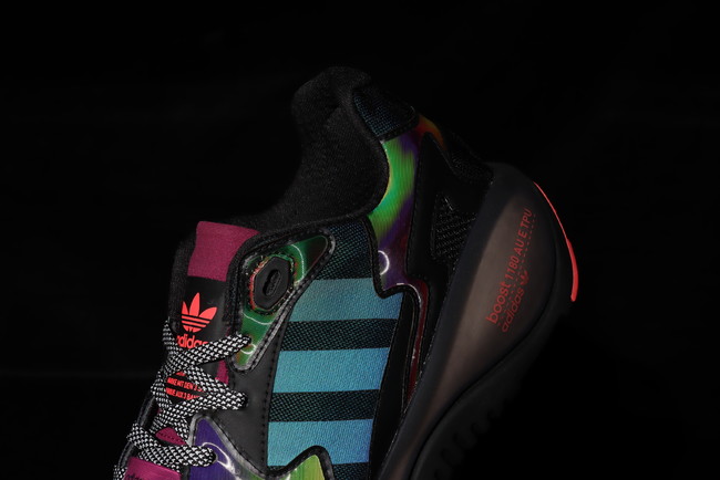 atmosより未来につながるZXとしてデザインしたadidas Originals ZX