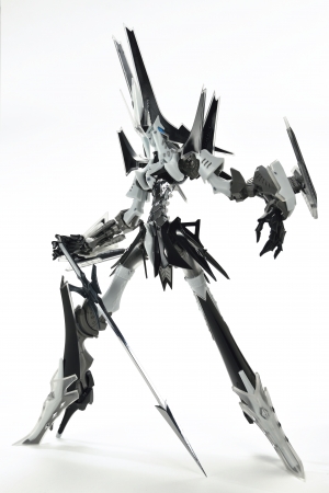かつてないロボットデザインと可動を全てのホビーファンに 『ファイブ