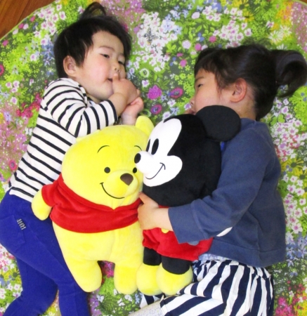 なぜか、何度でも抱きしめたくなるぬいぐるみ 『もっちぃもっちぃ