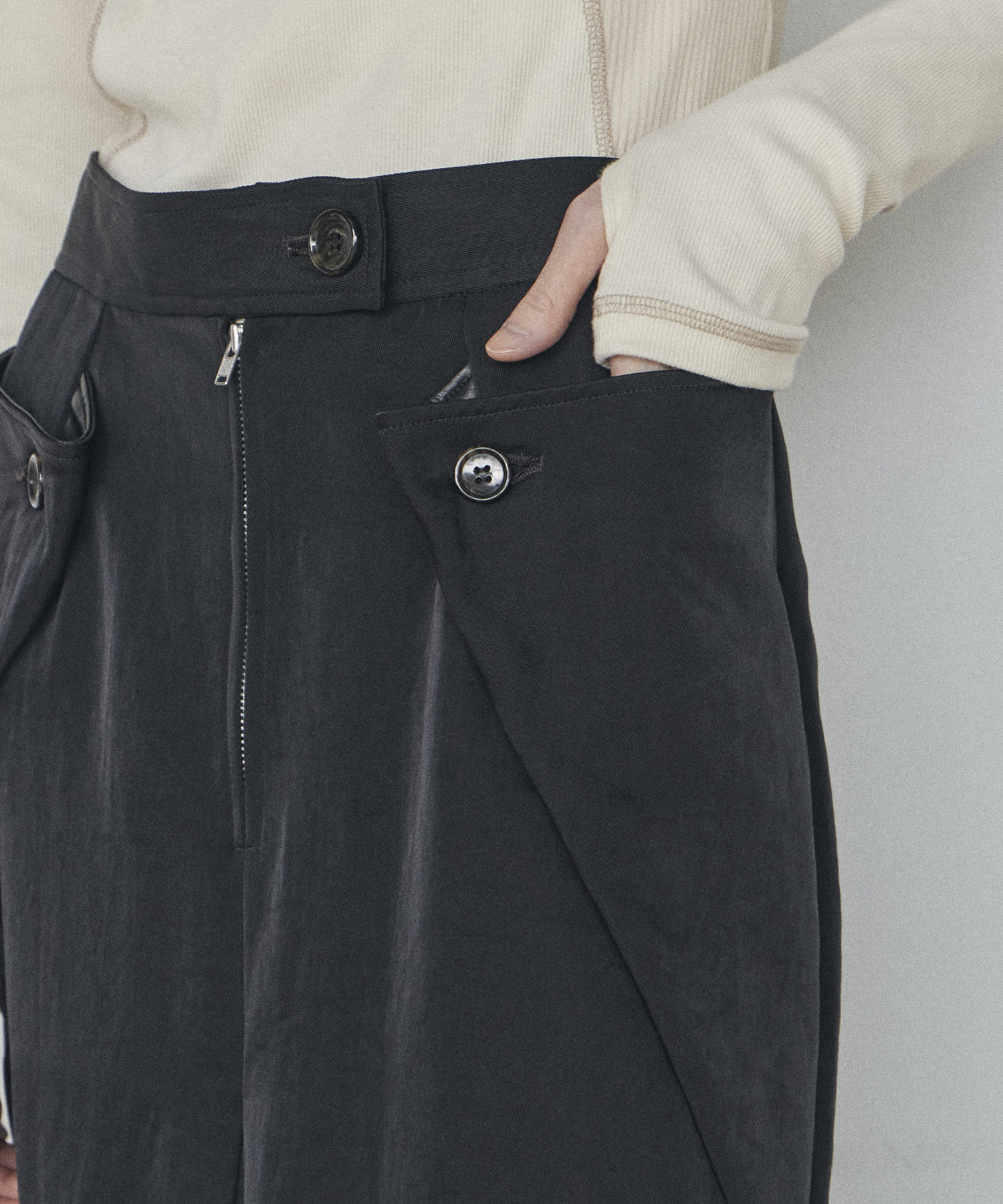 ダブルスリットスカート(1 BEIGE): : ウィメンズ｜PUBLIC TOKYO ONLINE