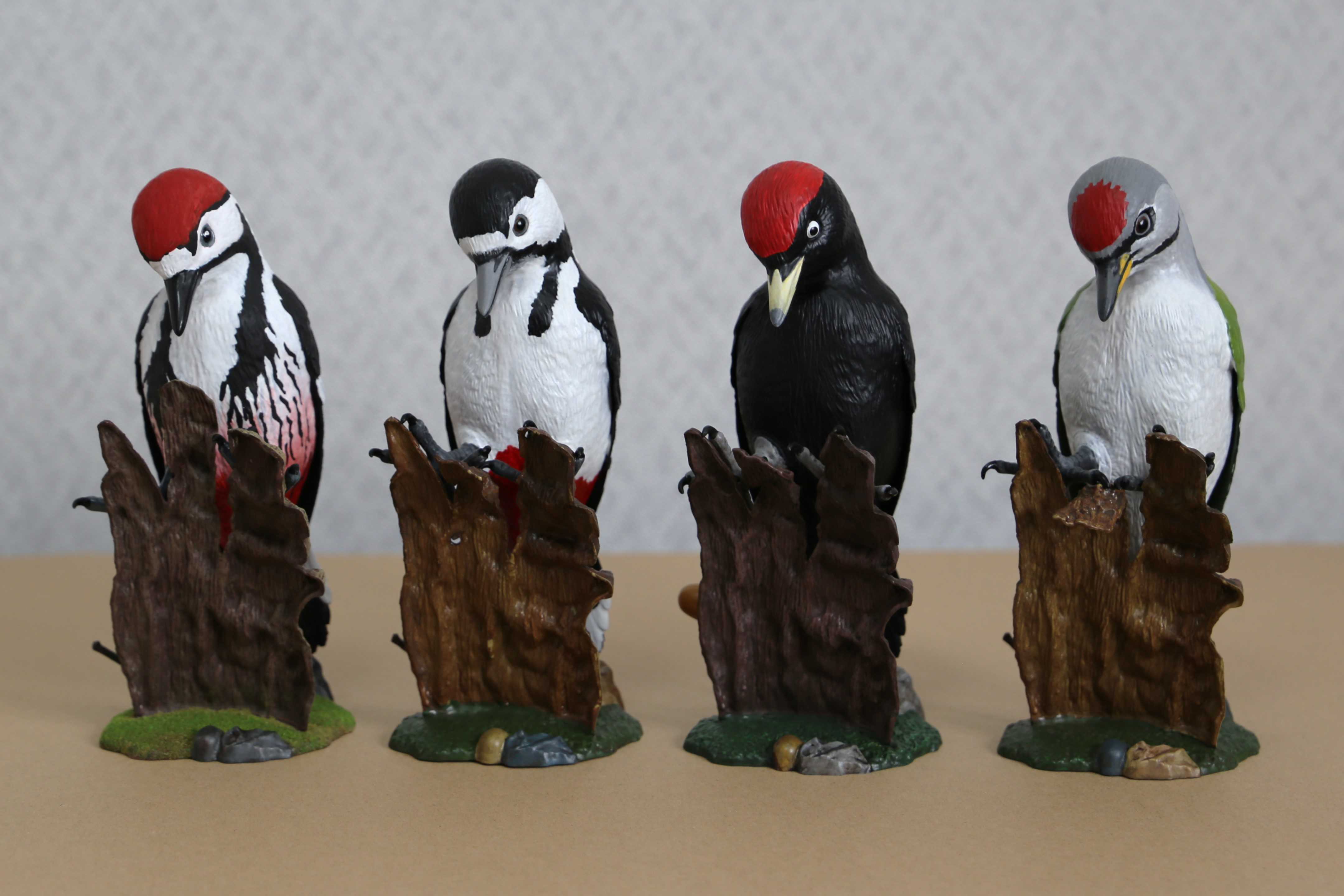 アカゲラ模型 2024. 1. 1 - めんこい野鳥