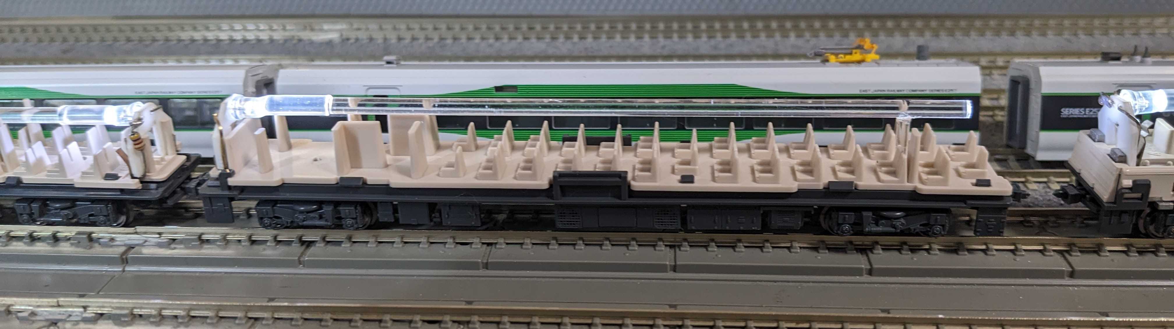 🟡💡室内灯工事 KATO 10-1884 E257系5500番台「草津•四万/あかぎ」5両