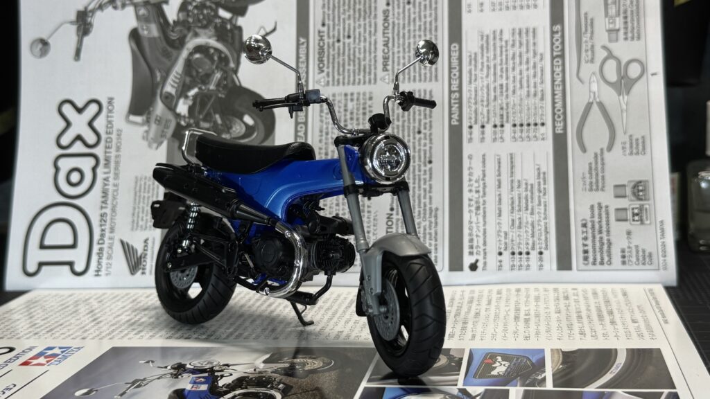 バイク模型の初手！まずはゲート処理・合わせ目消し・パイピングで