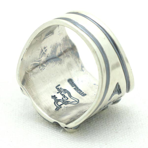 ピュアドール / 25号 デルバート・ゴードン作 イーグルリング