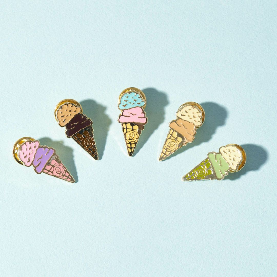 ランダム単品】 ダブルアイスクリームピンバッジ | Q-pot. ONLINE SHOP