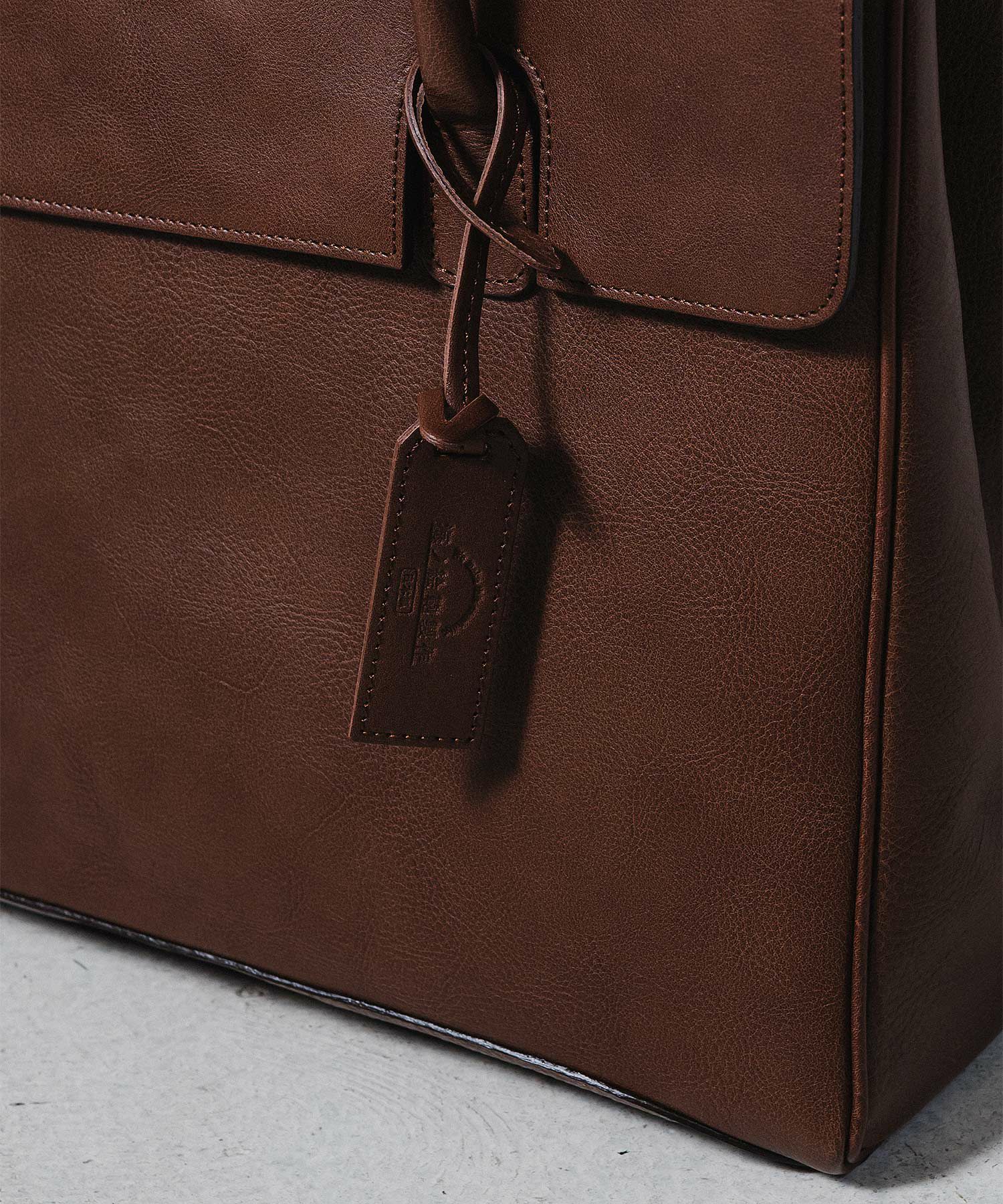 ハイグレードレザーフラップバッグL | quadro (クオドロ) 公式サイト
