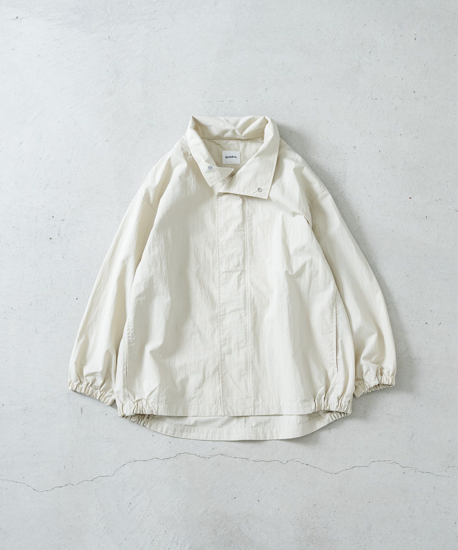 C/Nウェザークロス袖ゴムハイネックブルゾン | quadro (クオドロ) 公式